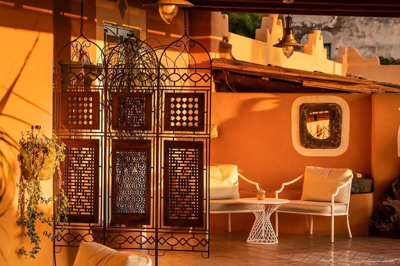 ****  Hotel Mamma Santina Santa Marina Salina Italia
